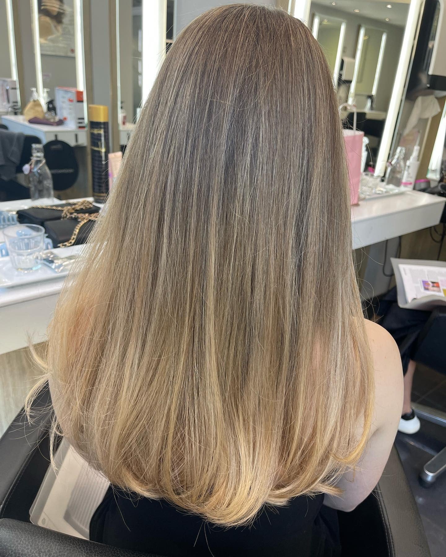 14. Natural Beige Ombre (Light Hair Color)