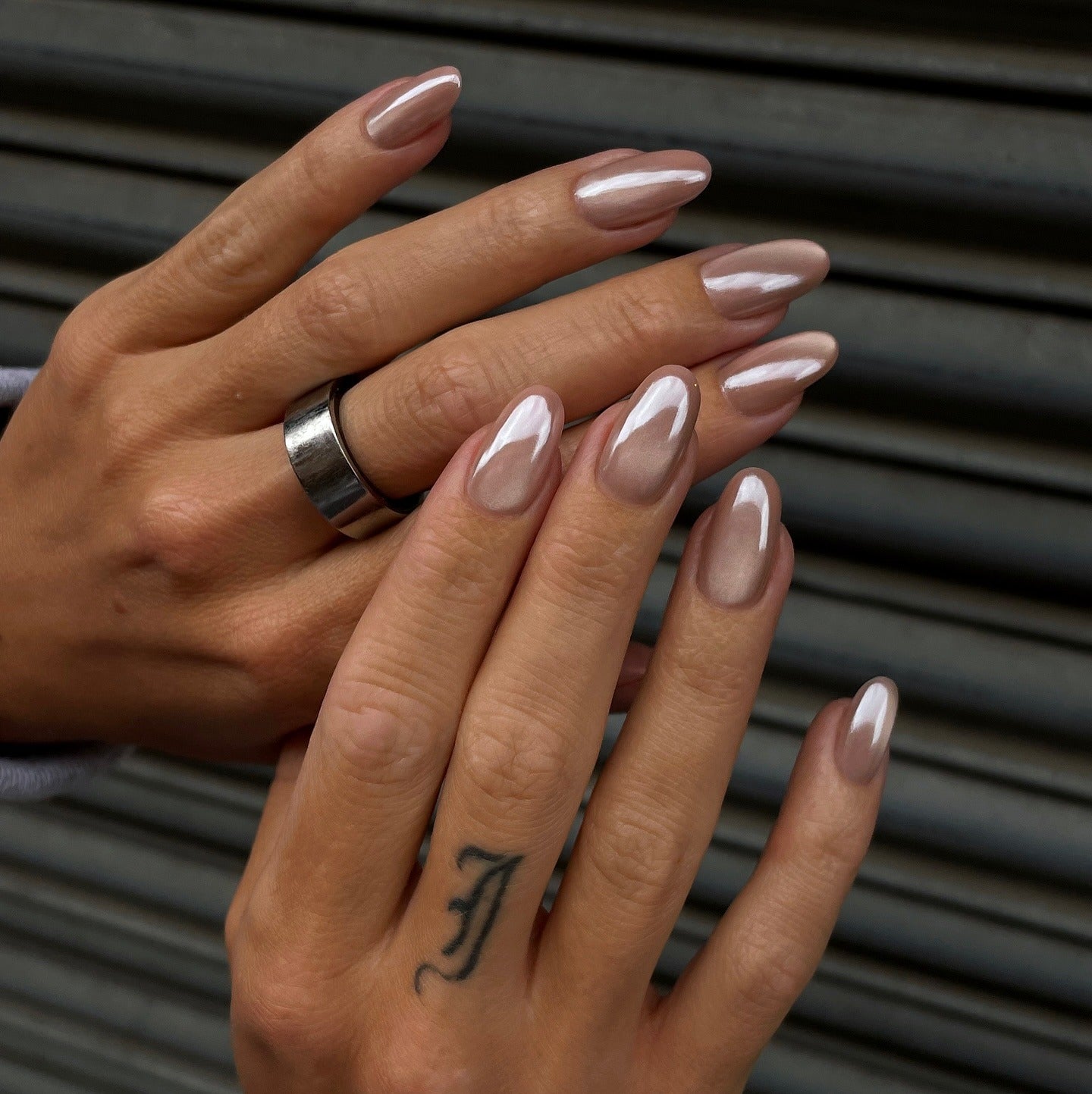 12. Taupe Mirror Chrome (Chrome Nail Ideas)