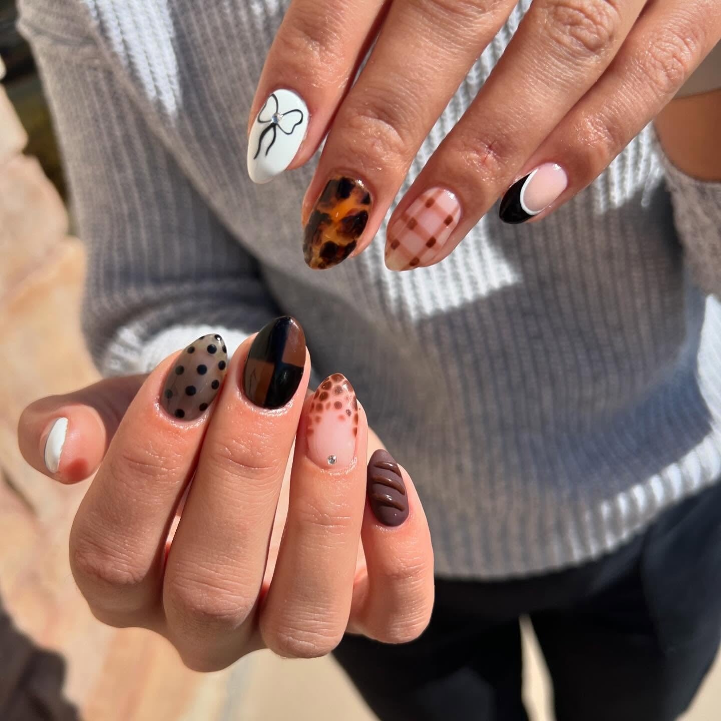 12. Playful Autumn Mix and Match (Thanksgiving Nail Ideas)