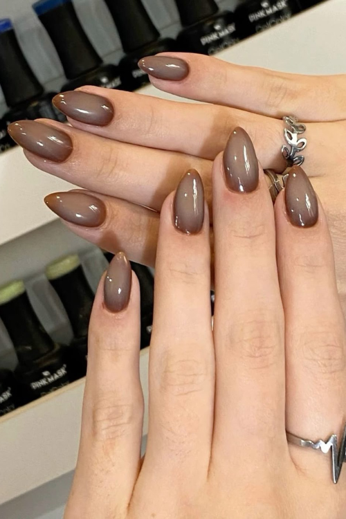 17 Cute Fall Aura Nails That Look Way More Expensive Than They Are