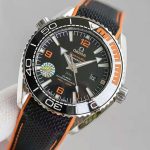 Omega-Men-Seamaster-Planet-Ocean-600M-Co-Axial-Master-Chronometer-43.5-mm-Black-1-1.jpg