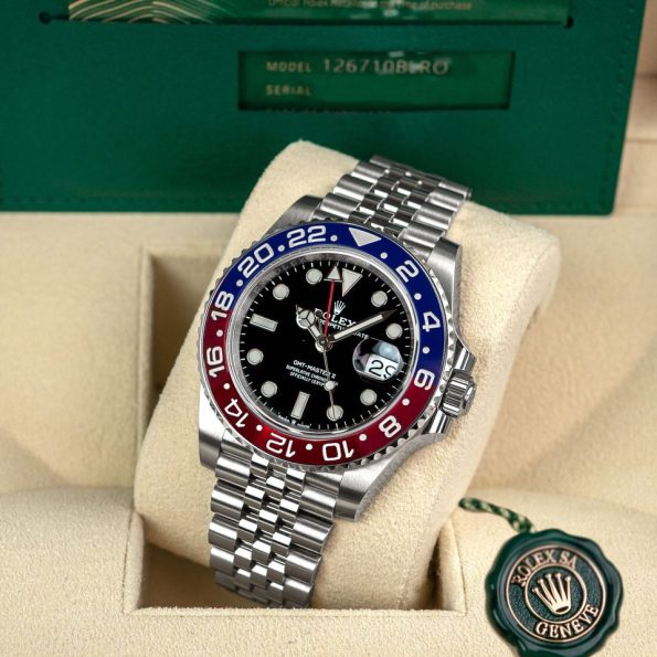 ROLEX-GMT-MASTER-II-PEPSI1.jpg