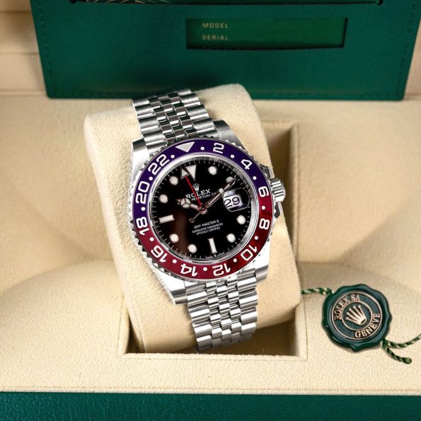ROLEX-GMT-MASTER-II-PEPSI4.jpg