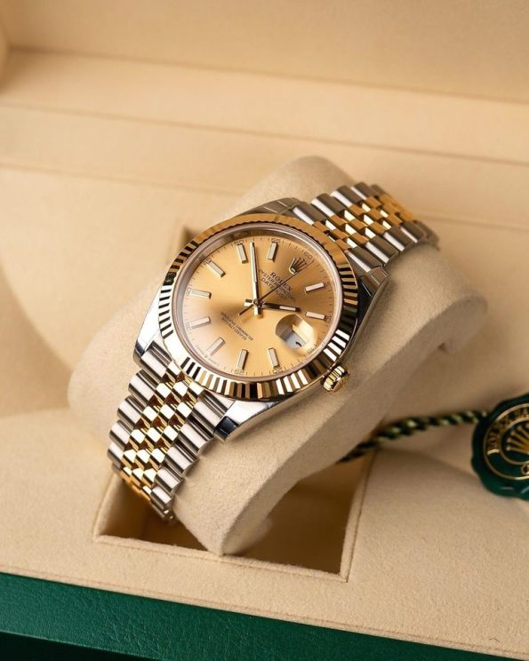 Rolex-Datejust-41-Steel-and-Yellow-Gold-Champagne-Dial-Jubilee-Bracelet-41mm4.jpg