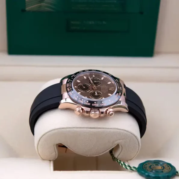 Rolex-Daytona-Chocolate-Dial-Everose-Gold-Oysterflex654.webp