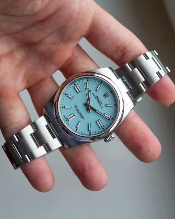 Rolex-Oyster-Perpetual-41mm-Turquoise-Tiffany-Blue-Dial-…5-1.jpg