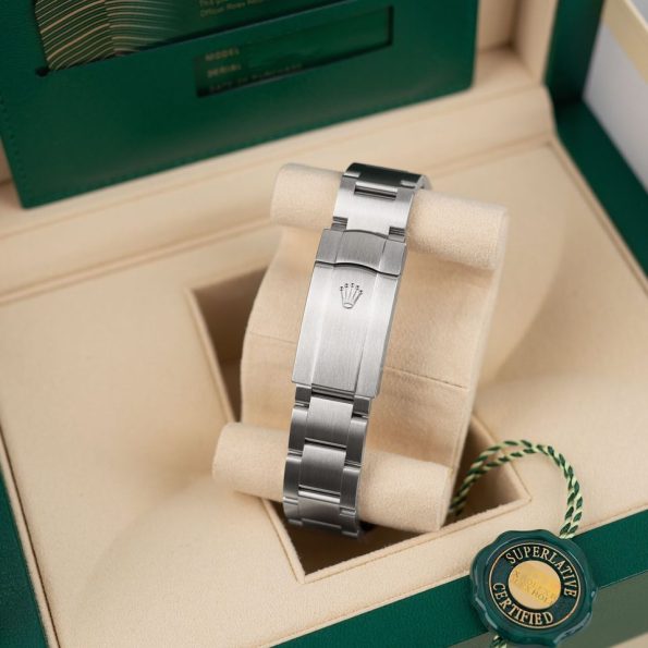 Rolex-Oyster-Perpetual-41mm-yellow-Dial.jpg