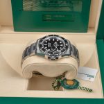 Rolex-Submariner-41mm-Date-Black-Dial-Oyster4.jpg